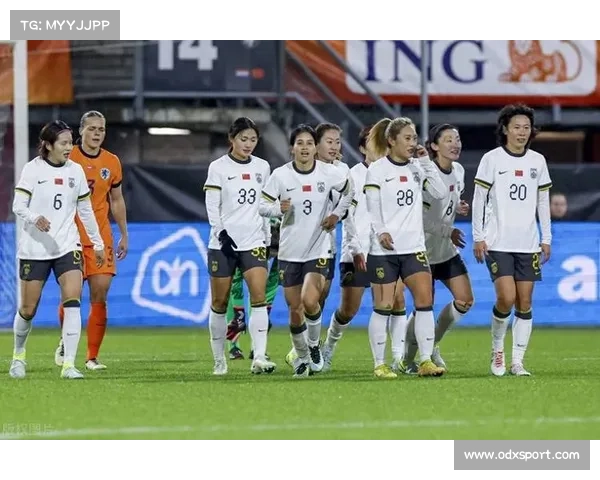 东亚杯中国女足半场落后日本边路防线频繁被突破战术短板显现 东亚杯中国女足半场落后日本边路防线频繁被突破战术短板显现